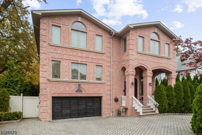 133 Bridle Way - Photo 1