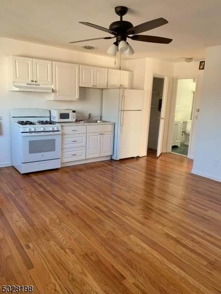 101 No Beverwyck Rd - Photo 1