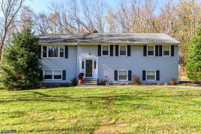 56 Valleyview Rd - Photo 1