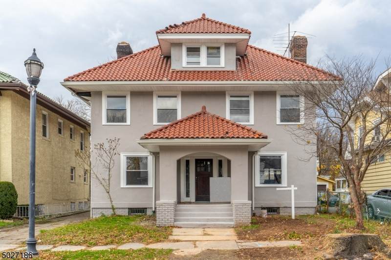 49 Girard Pl - Photo 1