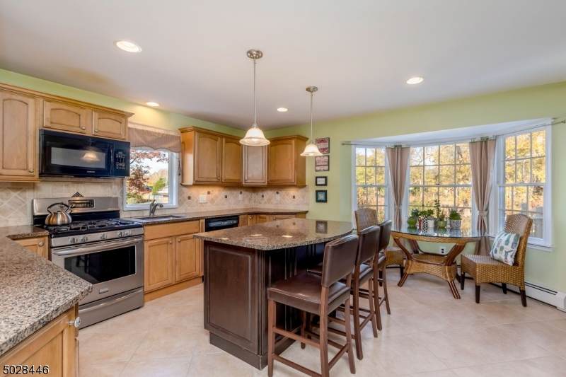 7 Roosevelt Blvd - Photo 1
