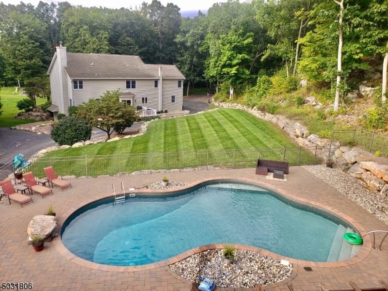 281 Lackawanna Dr - Photo 1