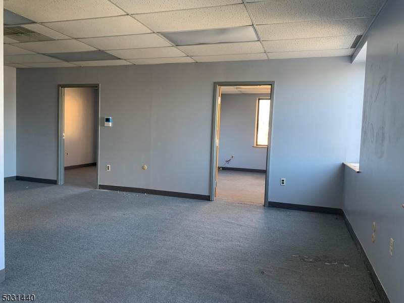 90 Washington St - Photo 1
