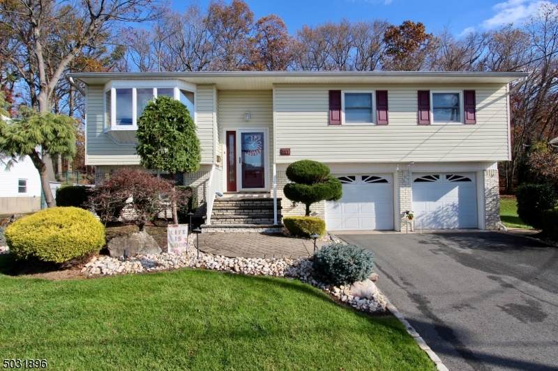 3177 Clark Ln - Photo 1