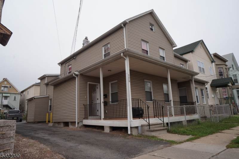 320 Fulton St - Photo 1
