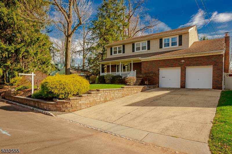 1229 Beech Ave - Photo 1