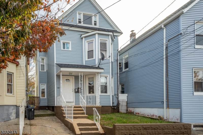 120 Washington Ave - Photo 1