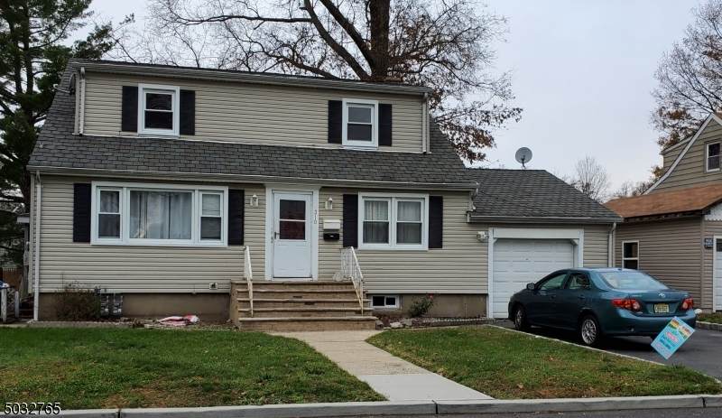 310 Concord Ave - Photo 1