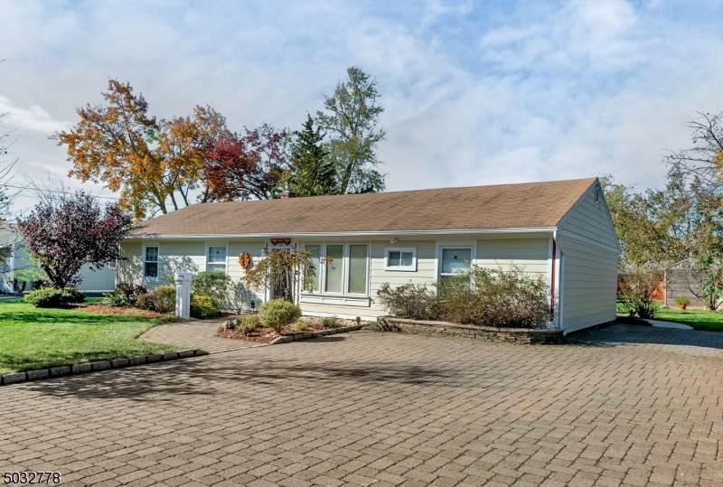 37 Harry Rd - Photo 1