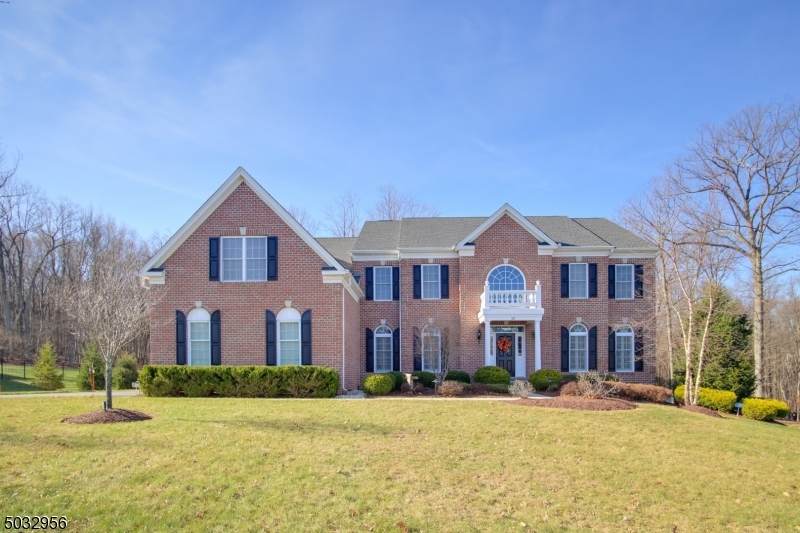 43 Sovereign Dr - Photo 1