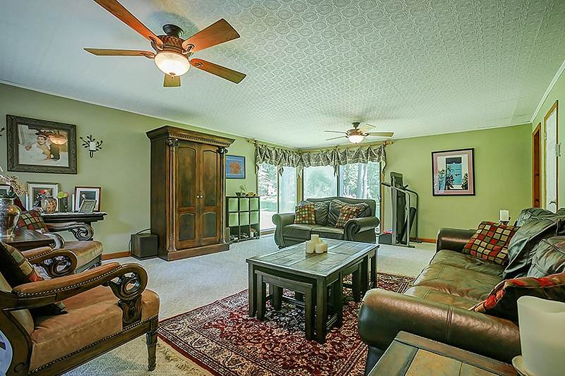 27 Greenbrook Rd - Photo 1