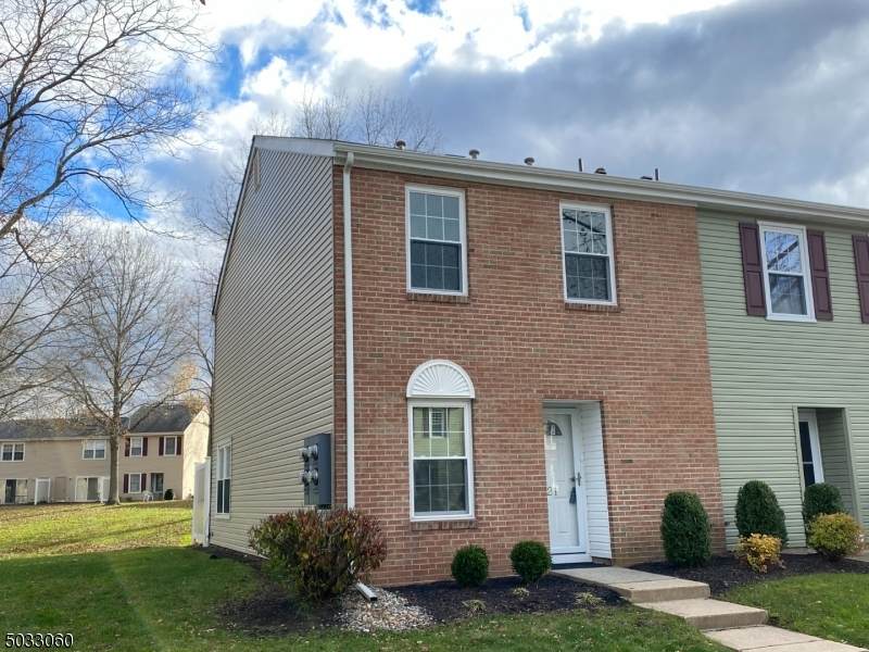 121 Gettysburg Way - Photo 1