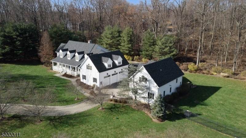 1 Park Ridge Ct - Photo 1