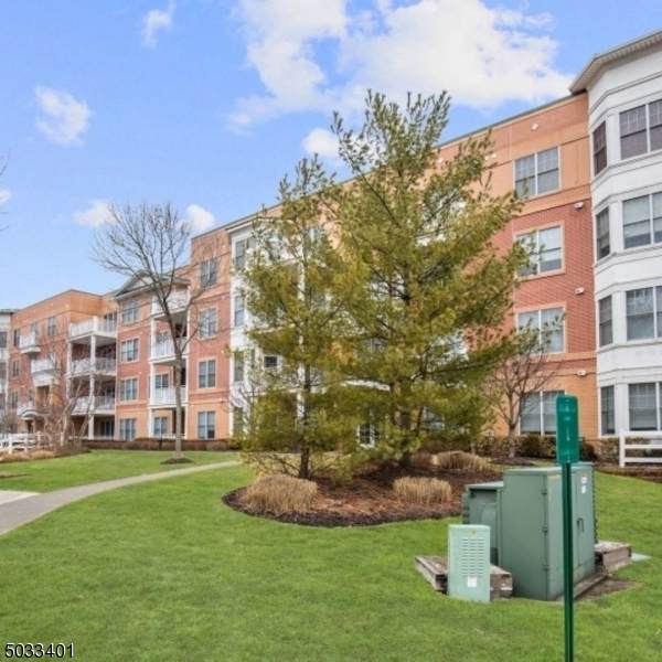 3303 Pointe Gate Dr - Photo 1