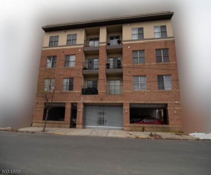 15 Tichenor Ln - Photo 1
