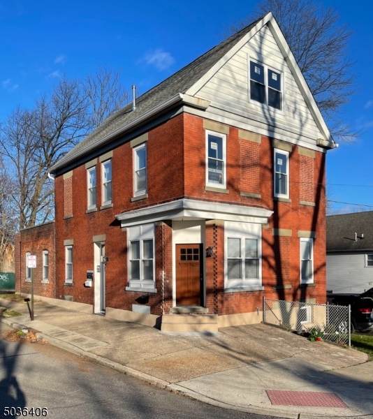 72 King St - Photo 1