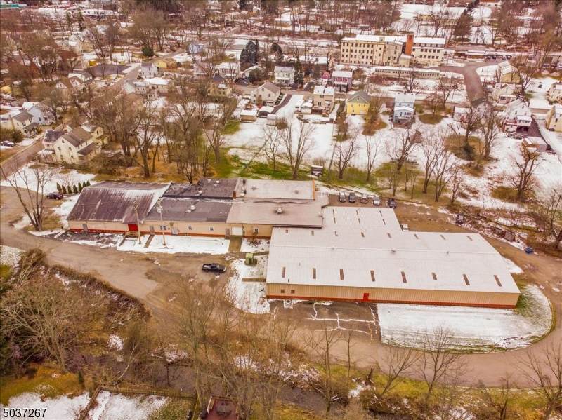 51 S Lincoln Ave - Photo 1