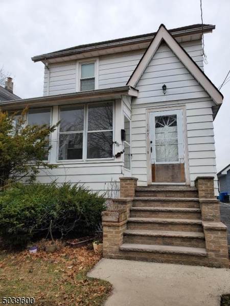 147 W Lincoln Ave - Photo 1