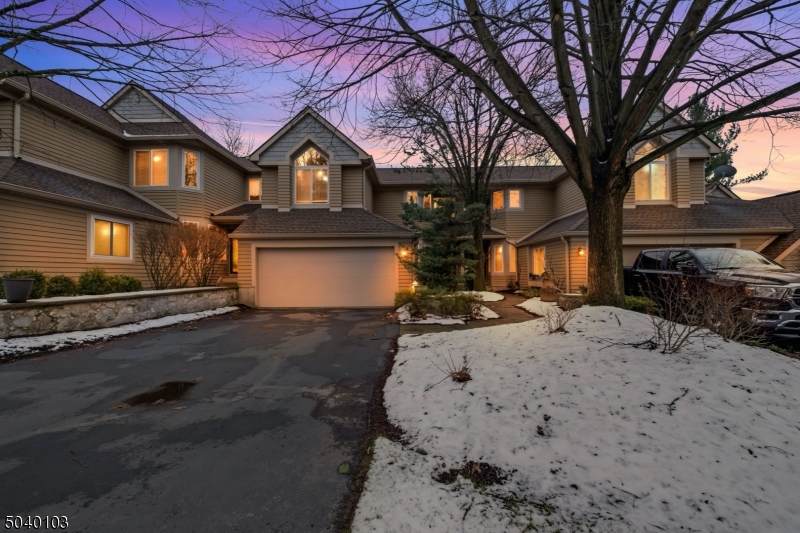 15 Sugar Maple Ln - Photo 1