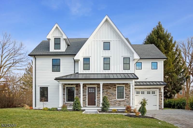 32 Orchard St - Photo 1