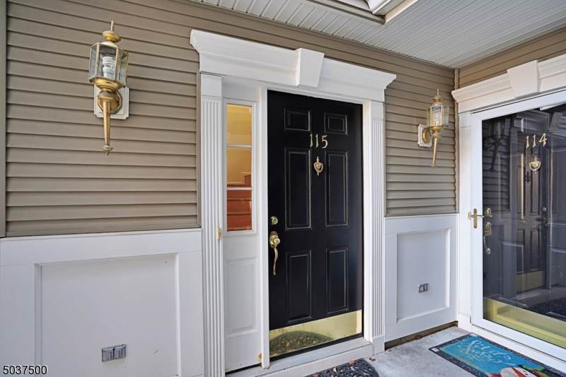 115 Riverwalk Way - Photo 1