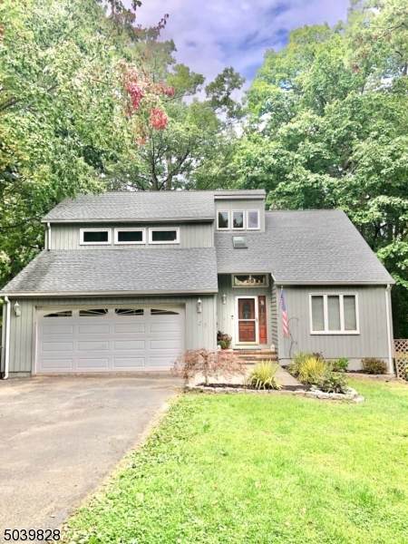 35 Highmount Ave - Photo 1