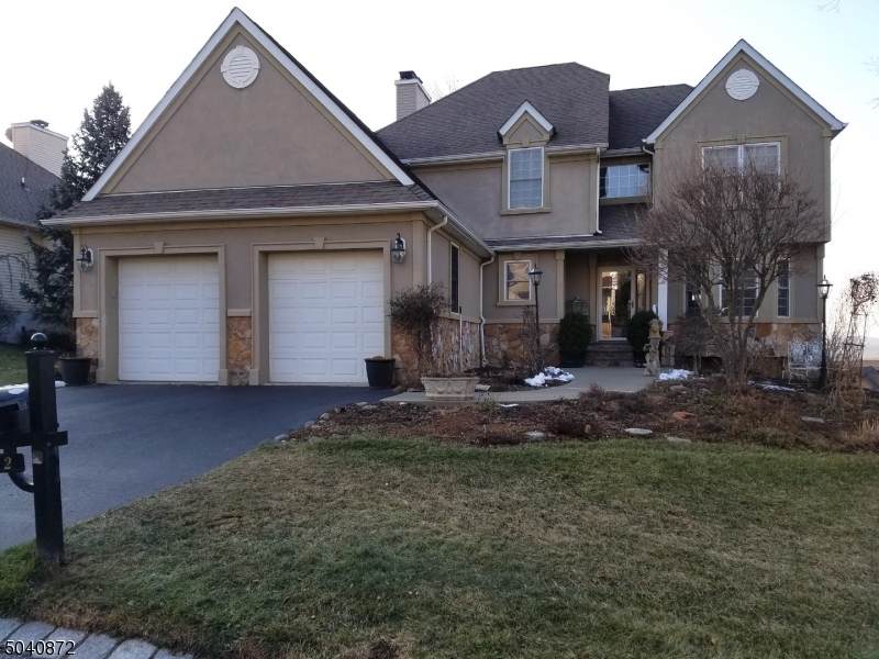 2 Witherwood Dr - Photo 1