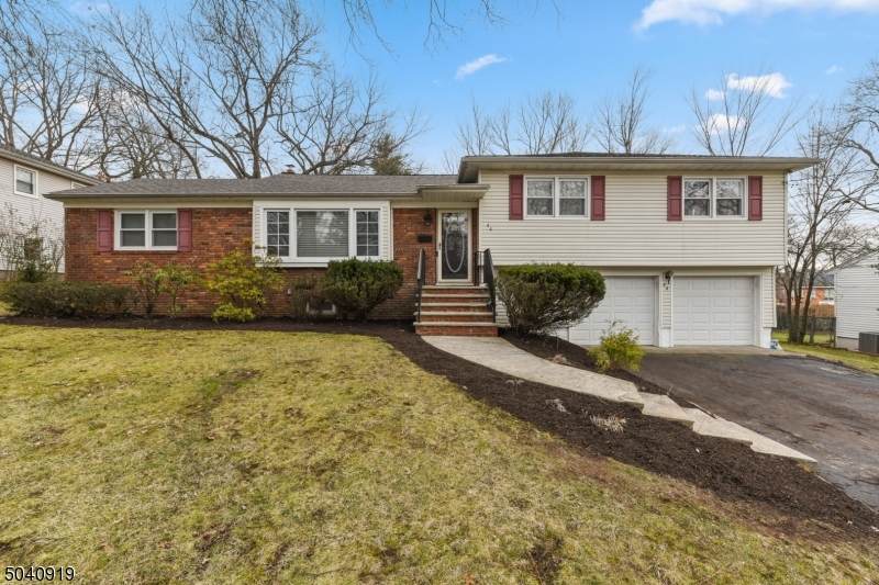 44 Woodland Ave - Photo 1