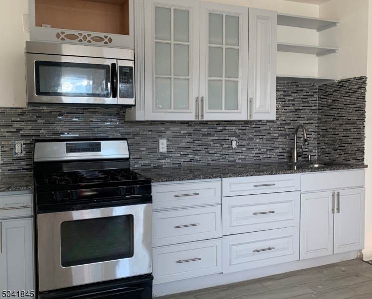 230 W 1St Ave - Photo 1