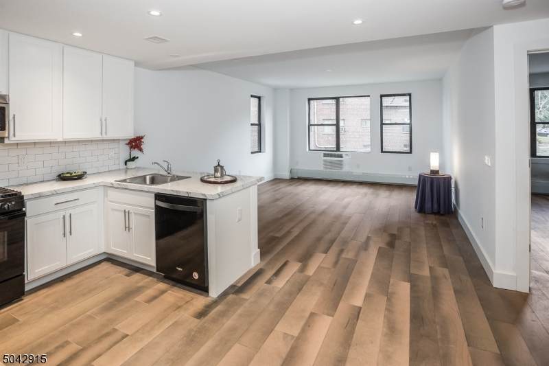 3011 Edwin Ave - Photo 1