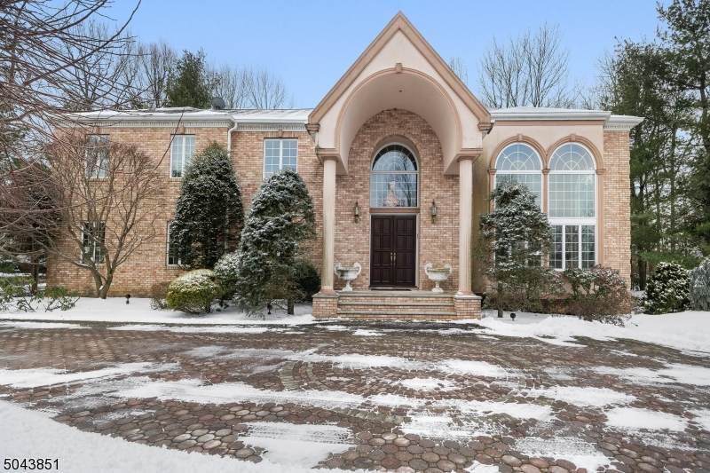 3 Ashley Pl - Photo 1