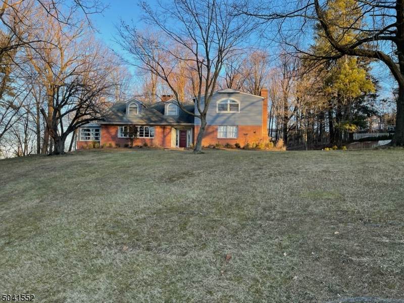 56 Grandview Pl - Photo 1