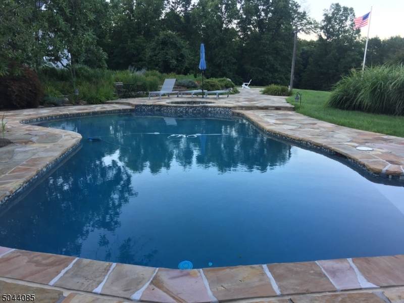 75 Old Farm Rd - Photo 1