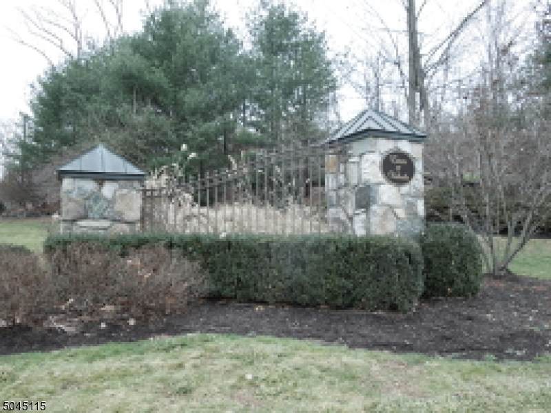 2 Briarcliff Rd - Photo 1