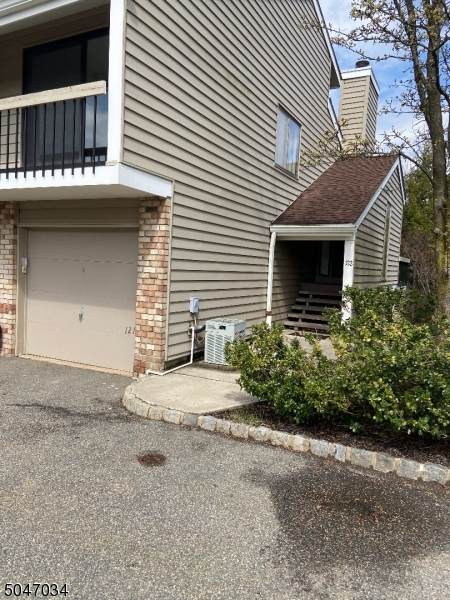 122 Overlook Dr - Photo 1
