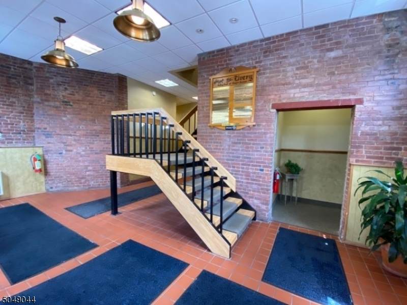 209 Cooper Ave - Photo 1