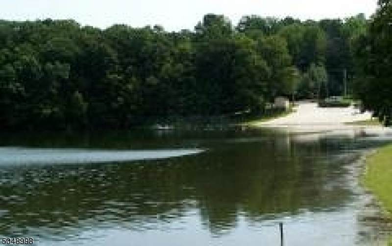 42 High Crest Dr - Photo 1