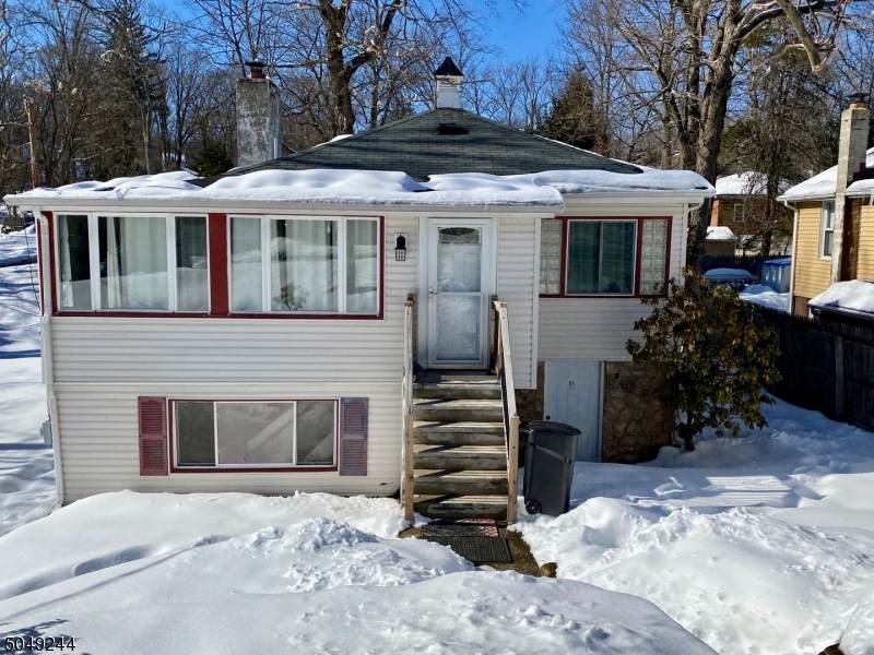 102 Dupont Ave - Photo 1