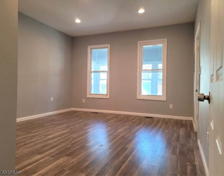 1024 Bond St - Photo 1