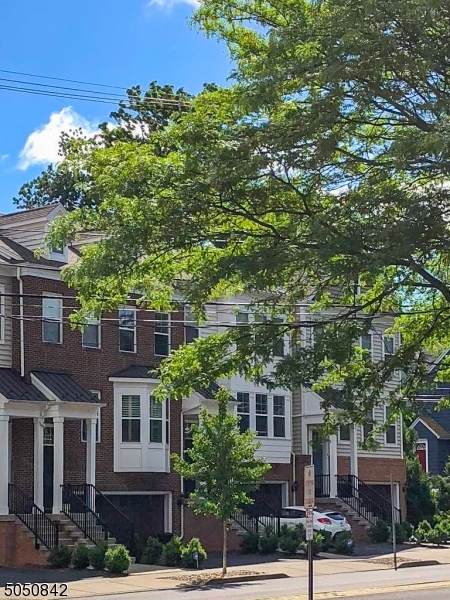 12 Macculloch Ave Unit 3 - Photo 1