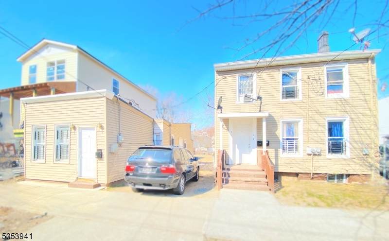 55 N 1st St - Photo 1