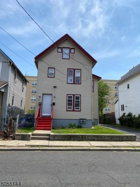 308 Orange Pl - Photo 1