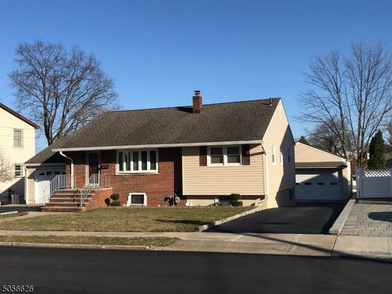 1 Highview Ave - Photo 1