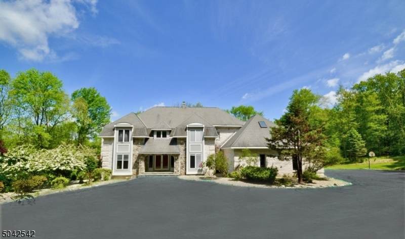 647 W Mountain Rd - Photo 1
