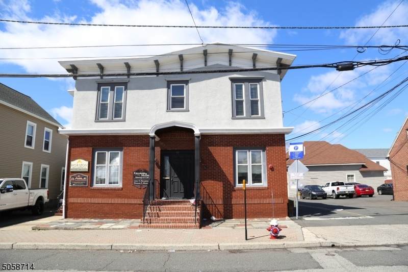 21 Maple St - Photo 1