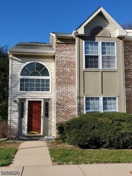 72 Arlington Ct - Photo 1