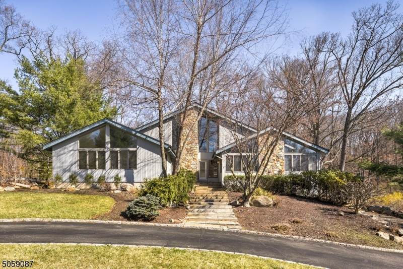 1 Wiltshire Dr - Photo 1