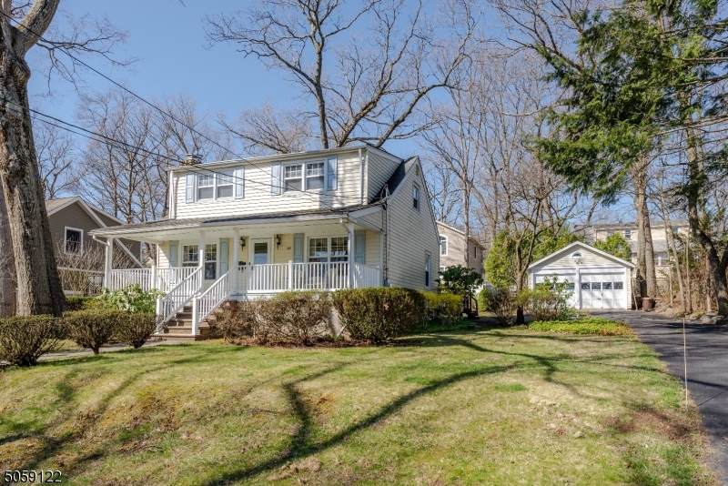 149 Chestnut Dr - Photo 1