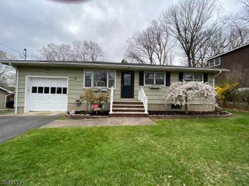 17 Harbor Dr - Photo 1