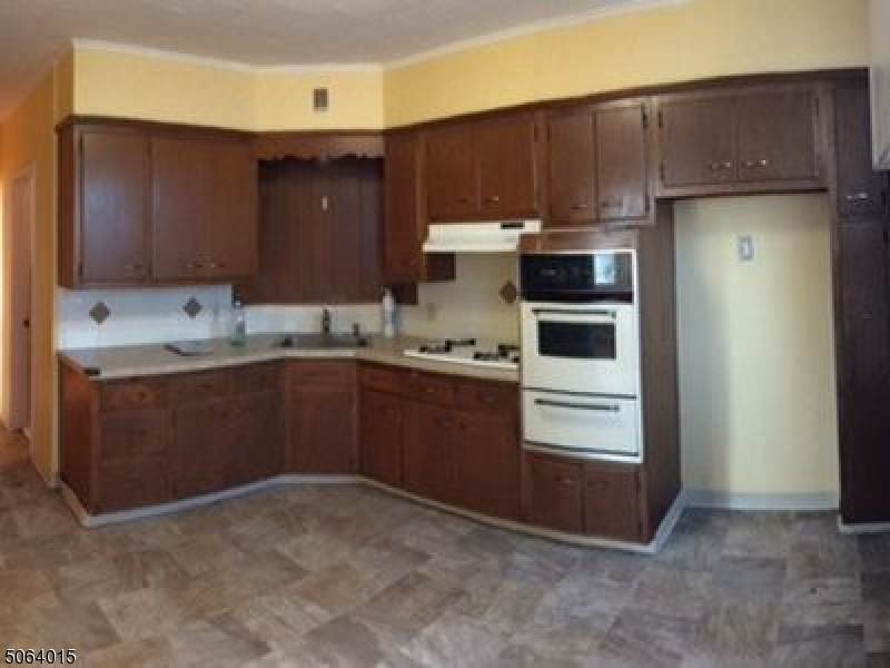 520 Avenue - Photo 1